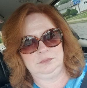 Meet your Posher, Marialyn